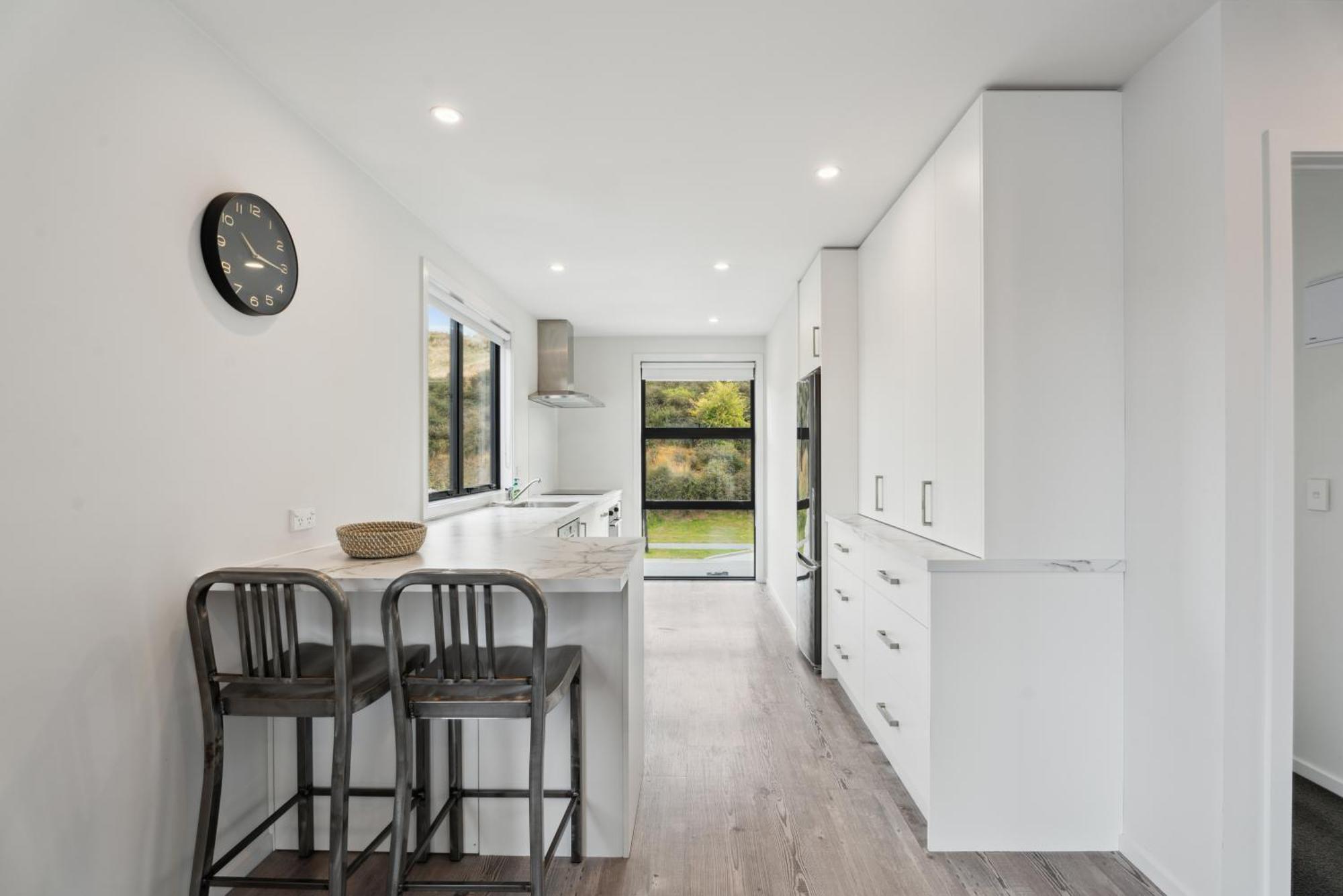 Modern Apartment With Coronet & Remarkables Views Queenstown Bagian luar foto